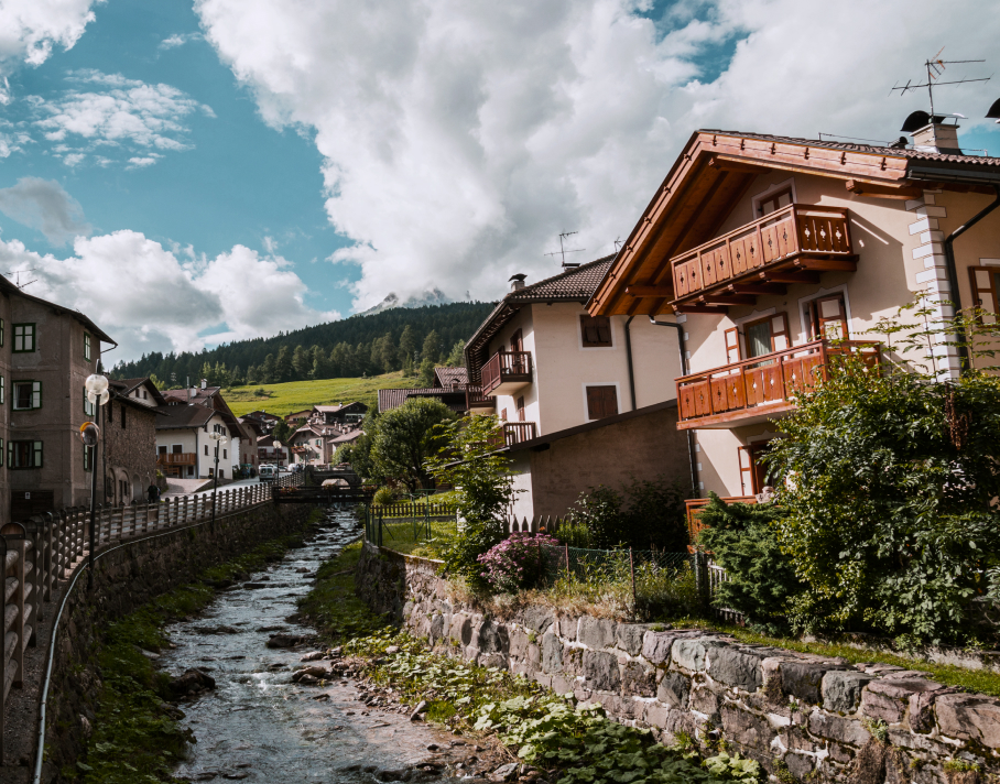 History of the La Moena brand